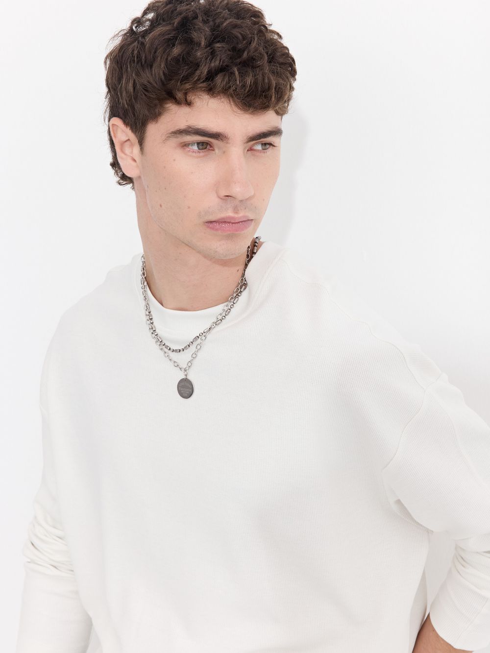 חולצת טי שירט ארוכה