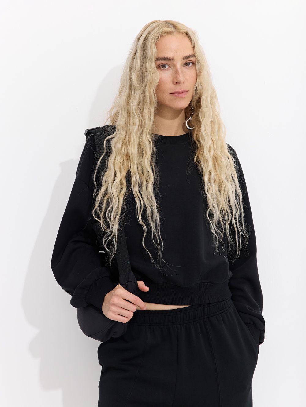 סווטשירט אינטרלוק קרופ