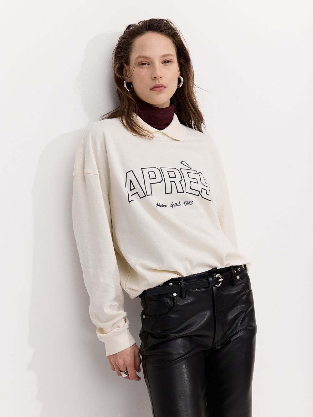 סווטשירט עם צווארון