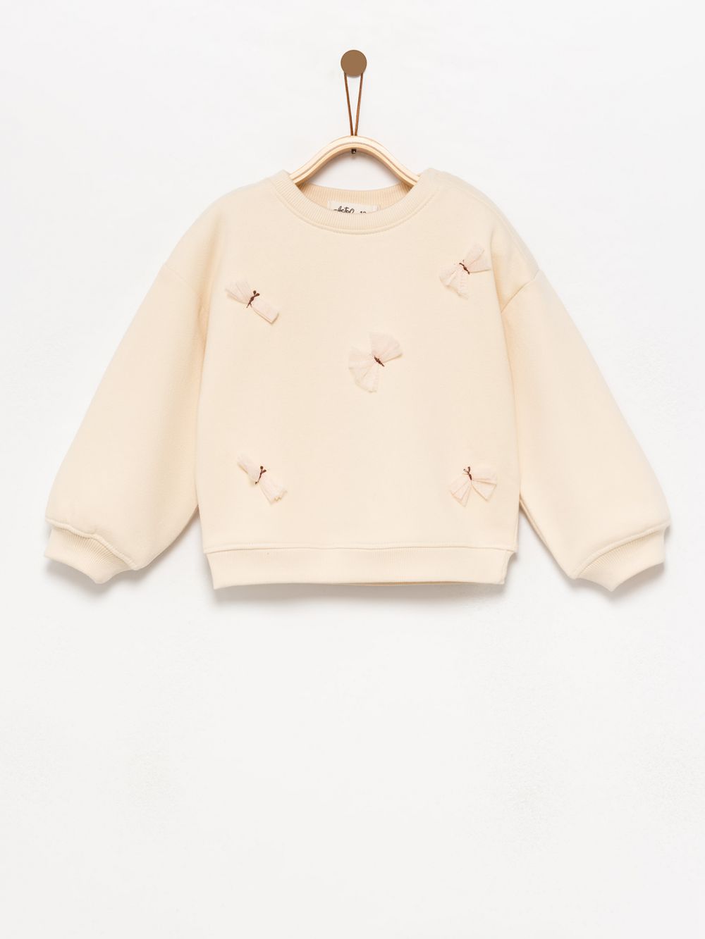 סווטשירט בעיטור טול