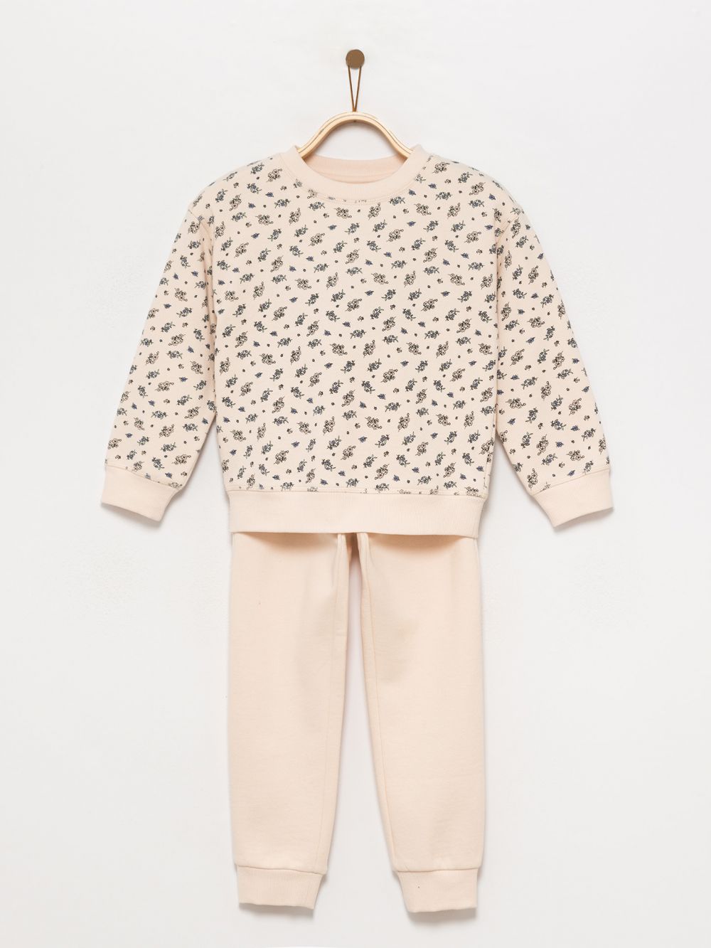 חליפת גן 4Y-1010Y