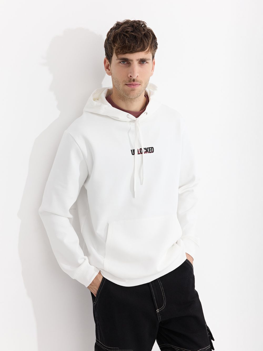 קפוצ’ון עם כיתוב