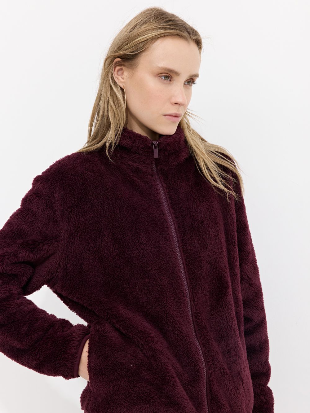 סווטשירט פרוותי עם רוכסן וצאורון