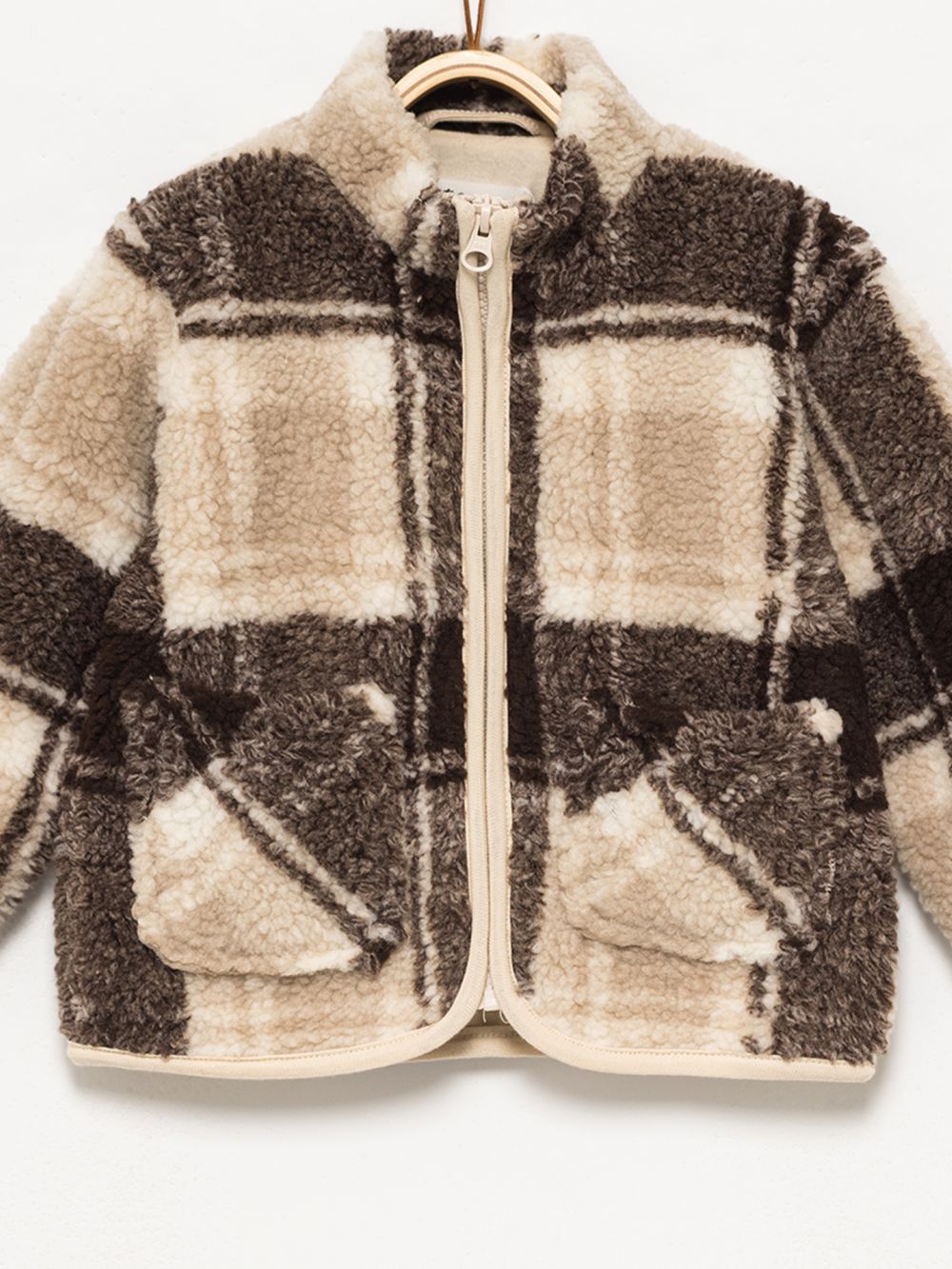 ג’קט פרווה משובץ