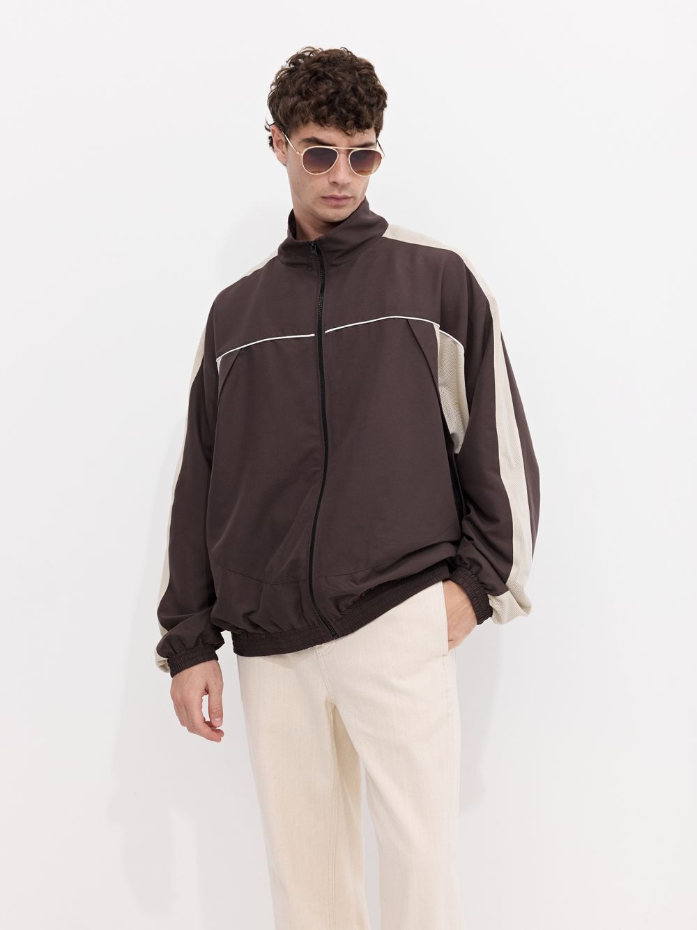 עליונית חתכים בשילוב רשת עם רוכסן קידמי