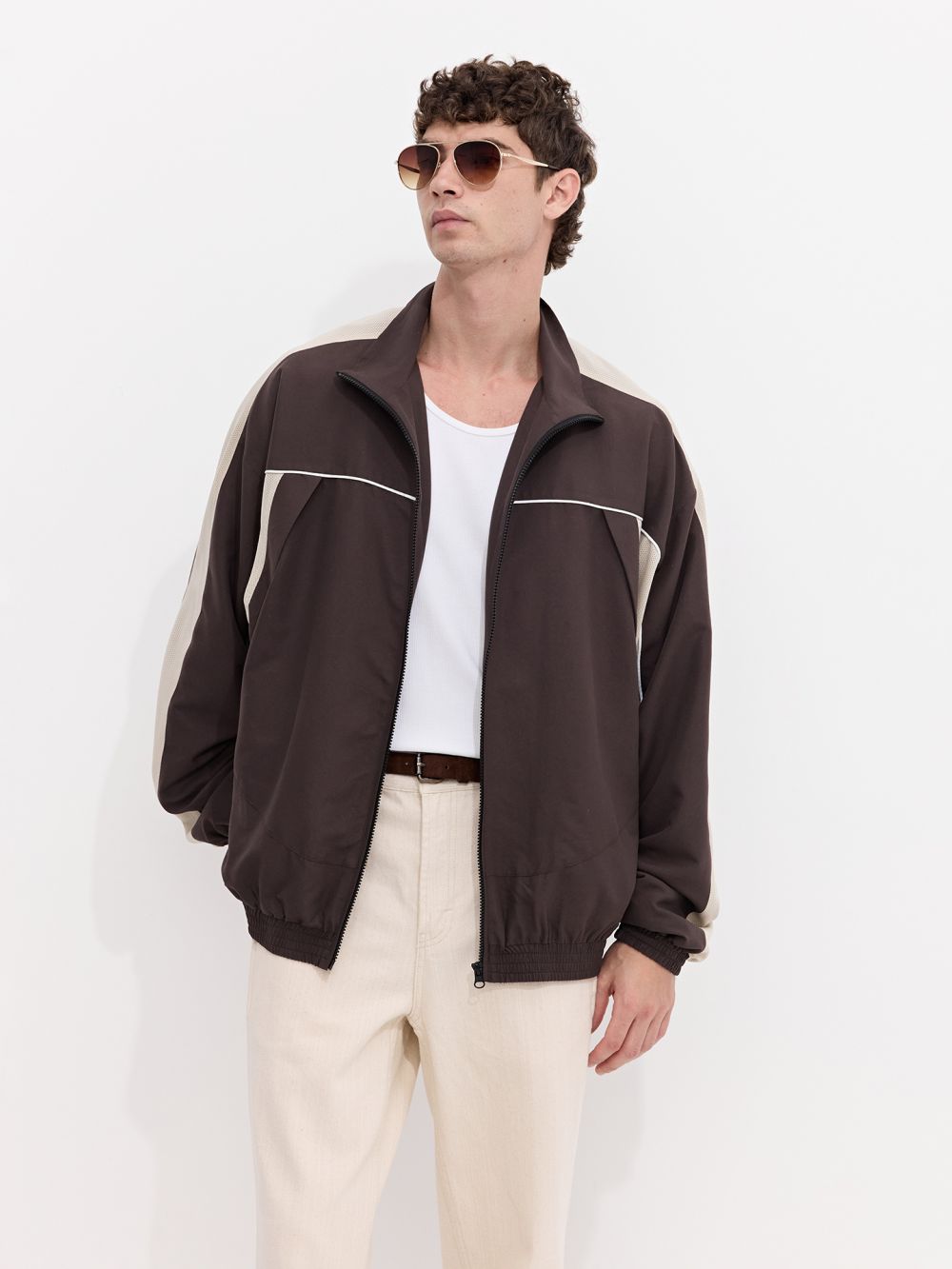 עליונית חתכים בשילוב רשת עם רוכסן קידמי