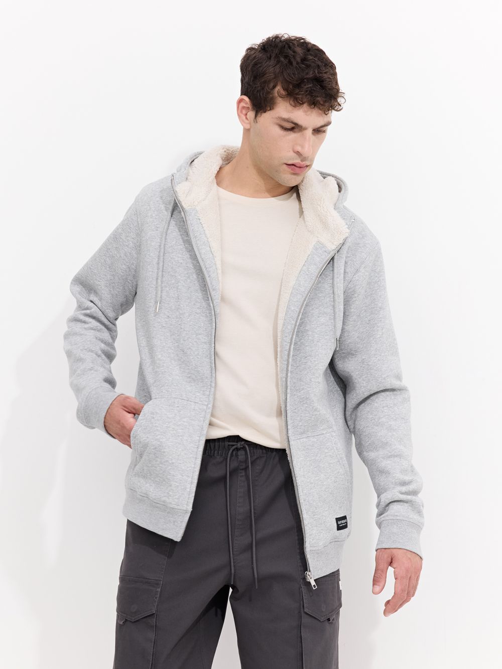 קפוצ׳ון פתוח עם שרפה פנימית