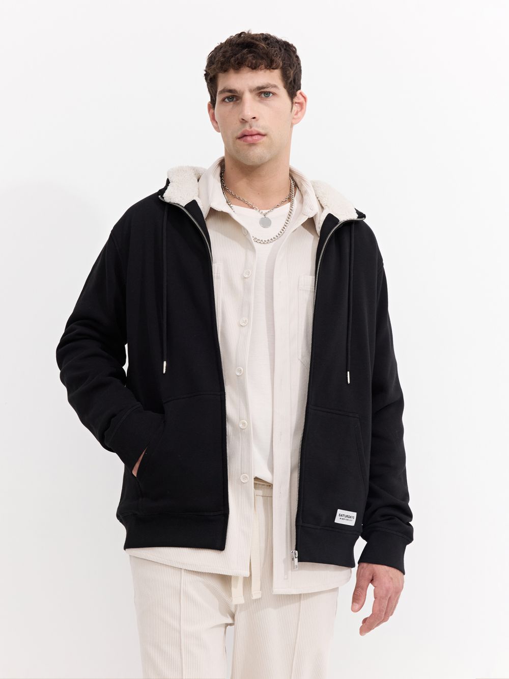 קפוצ׳ון פתוח עם שרפה פנימית