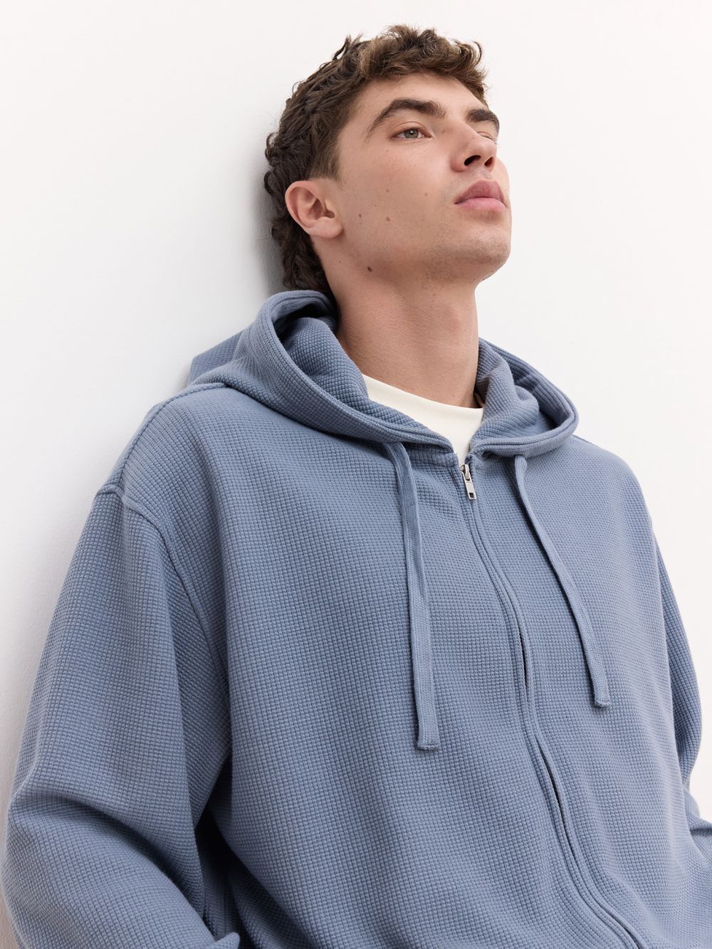 קפוצ׳ון מבד עם טקסטורה