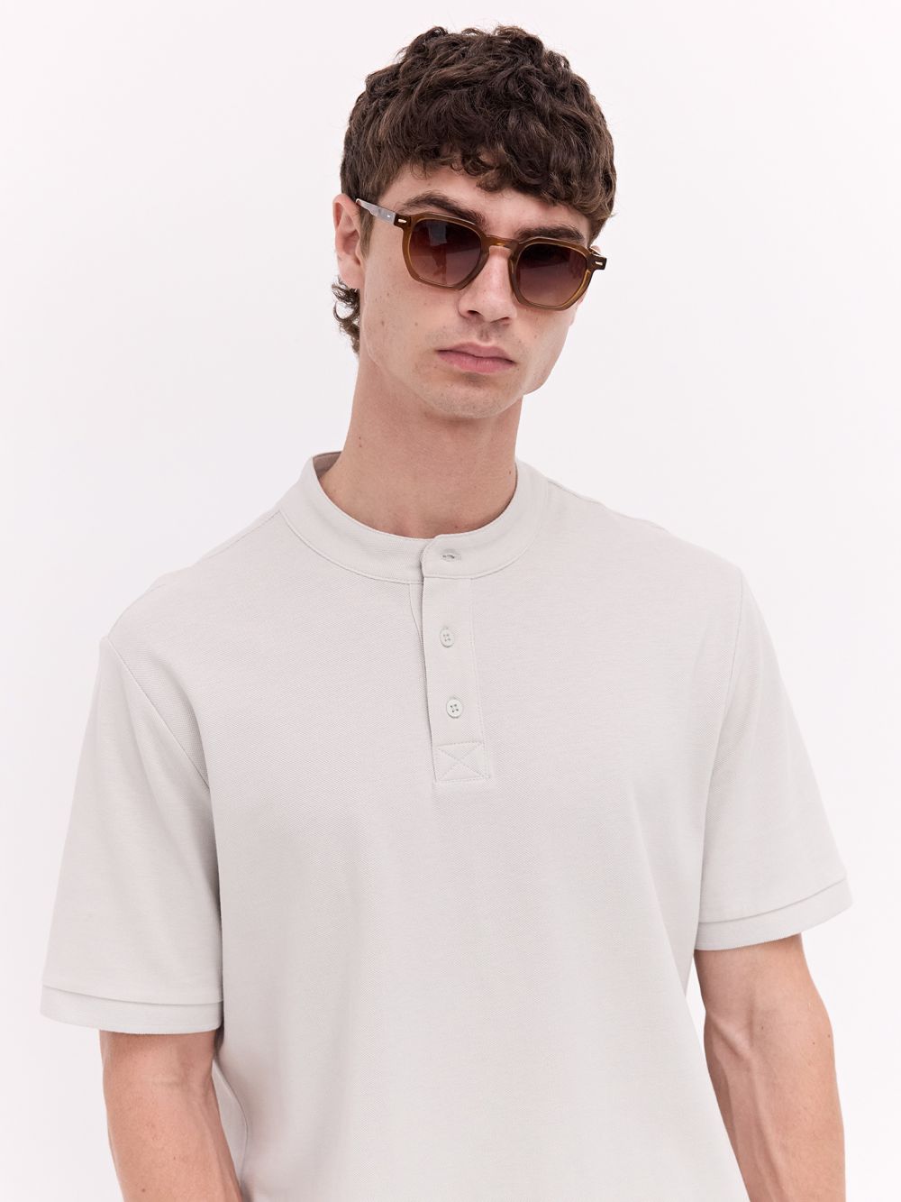 חולצת פולו צווארון סיני