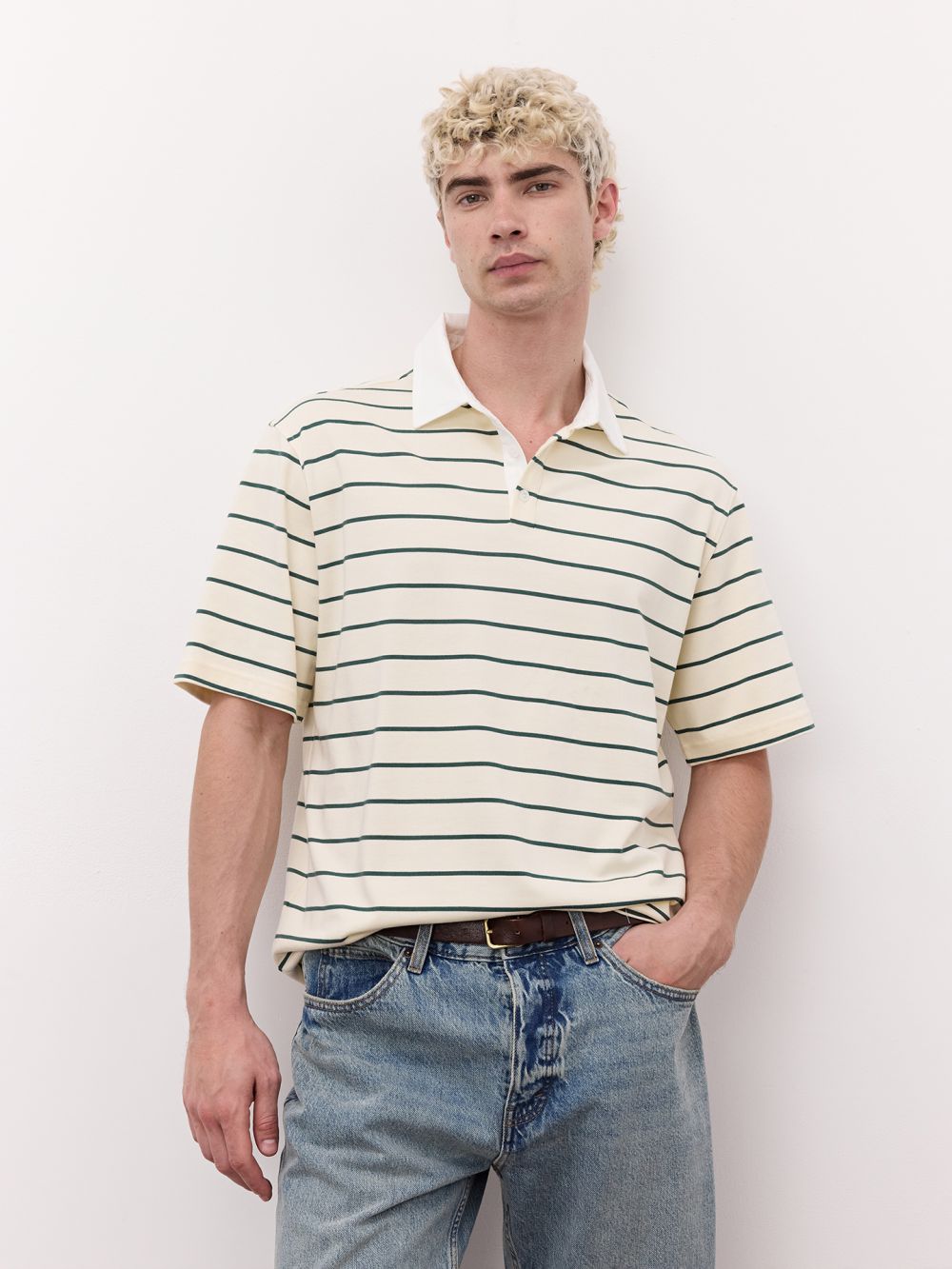 חולצת פולו עם פסים