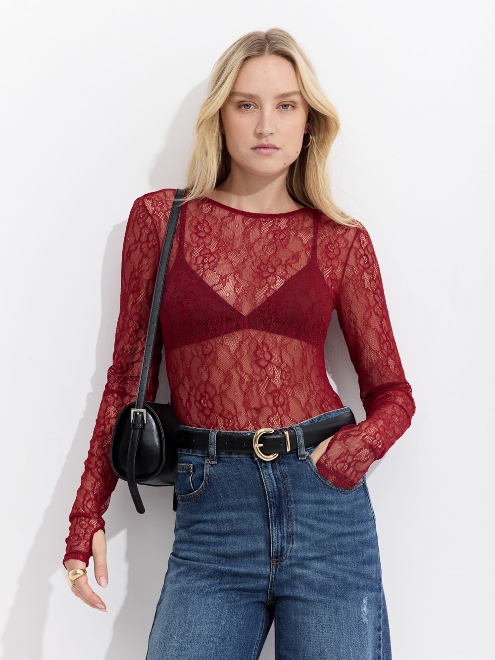 בגד גוף תחרה ארוך