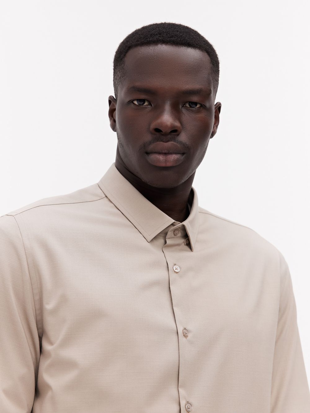 חולצה מכופתרת עם טקסטורה