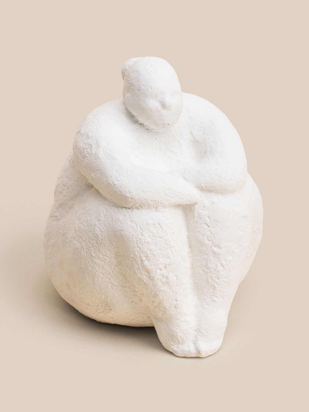 פסלון אישה יוגה