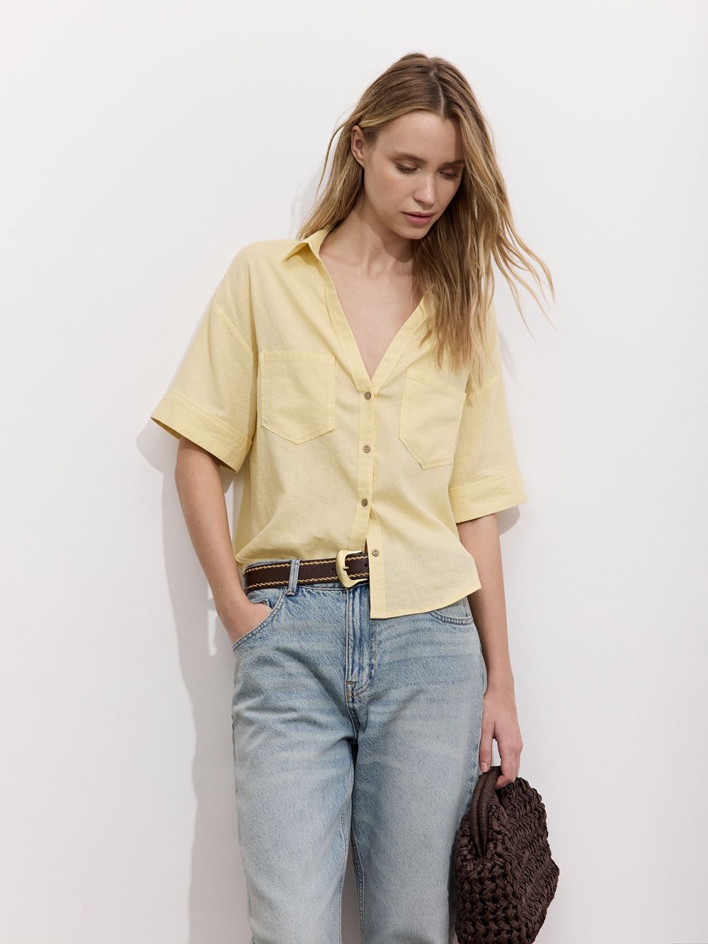 חולצה בגזרה Boxy במראה פשתן