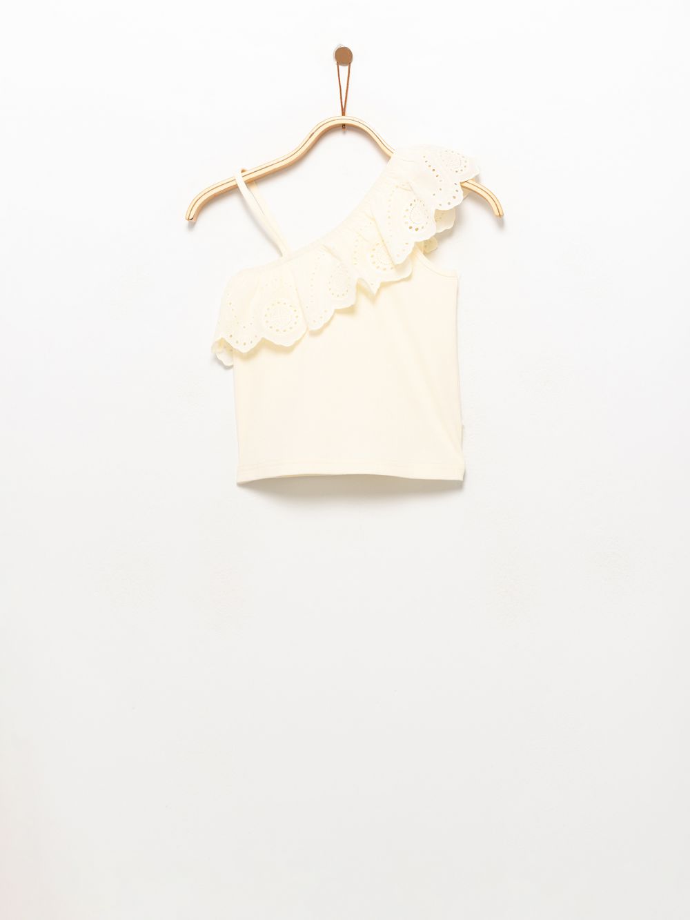 גופייה אסימטרית עם מלמלה