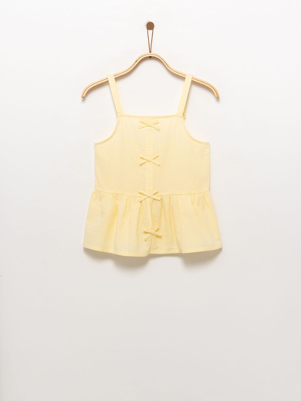 גופיה עם פפיונים