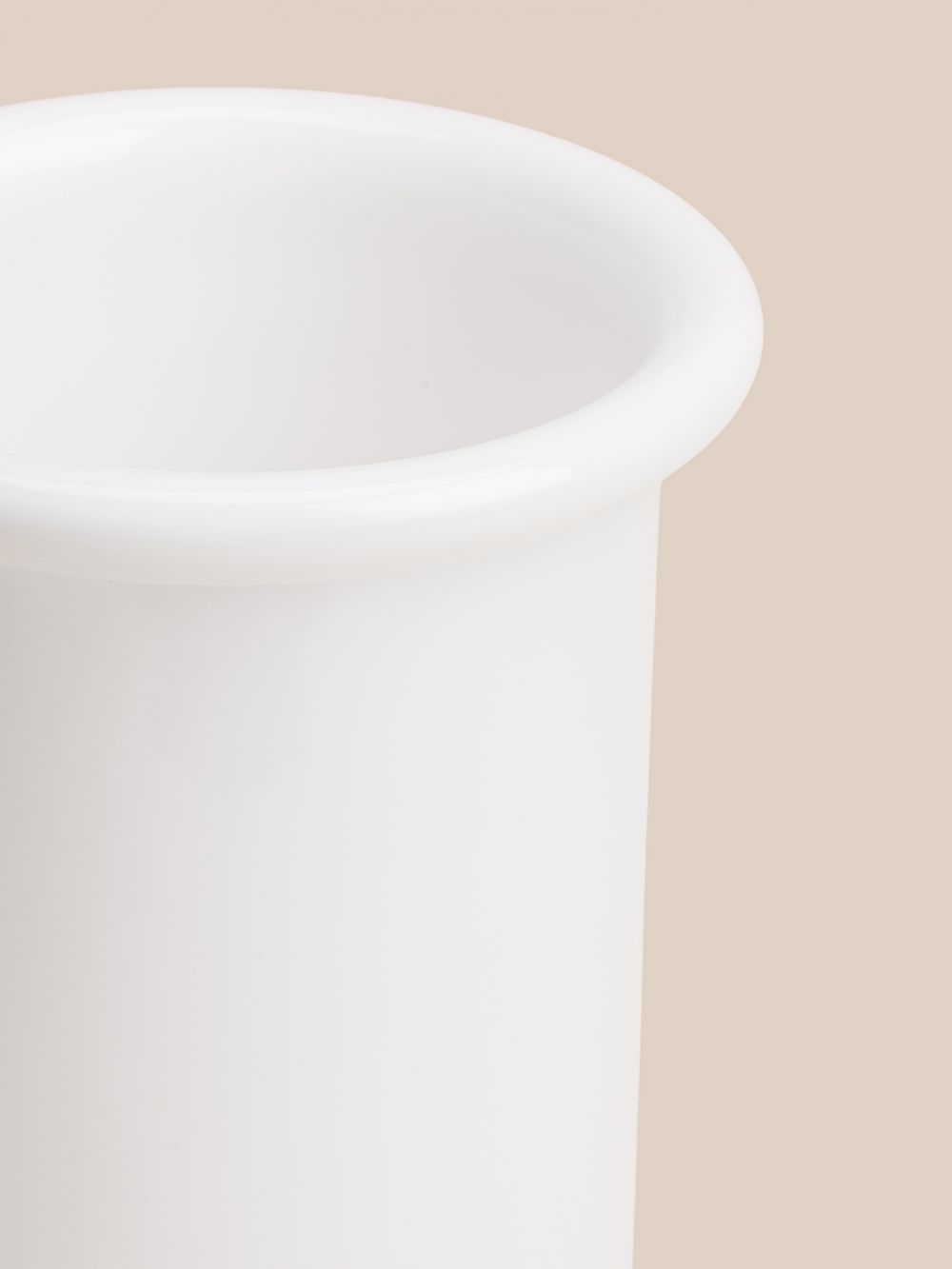 אגרטל זכוכית בצבע קרם 25.3CM