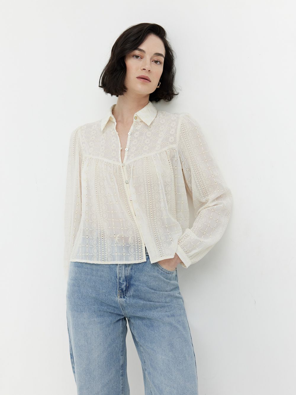 חולצת שיפון מכופתרת