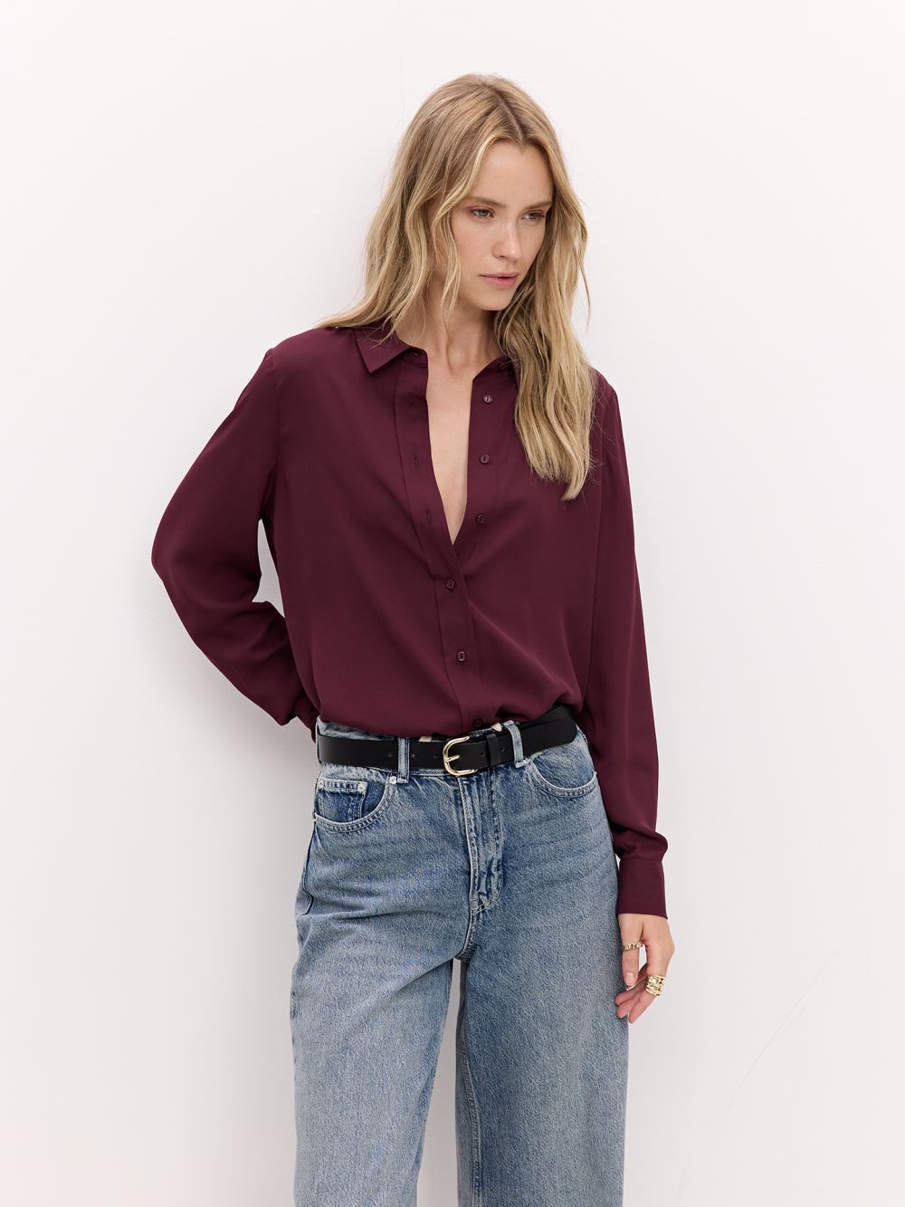 חולצה מכופתרת נשפכת