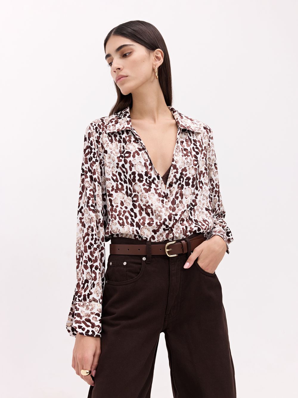 חולצה מכופתרת