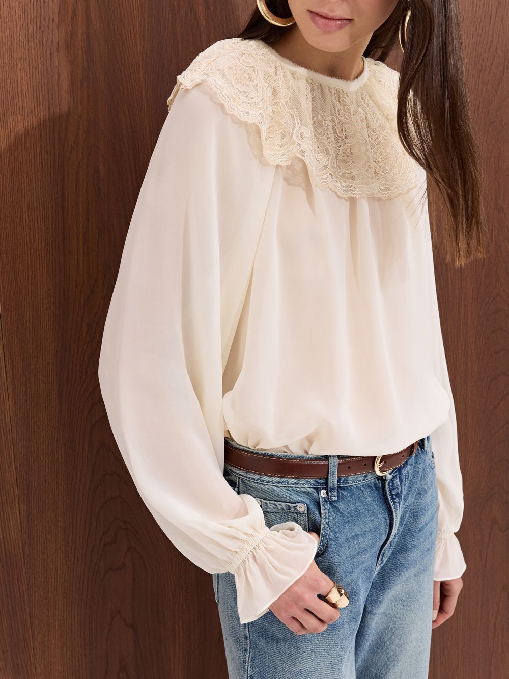 חולצת שיפון ארוכה עם צווארון