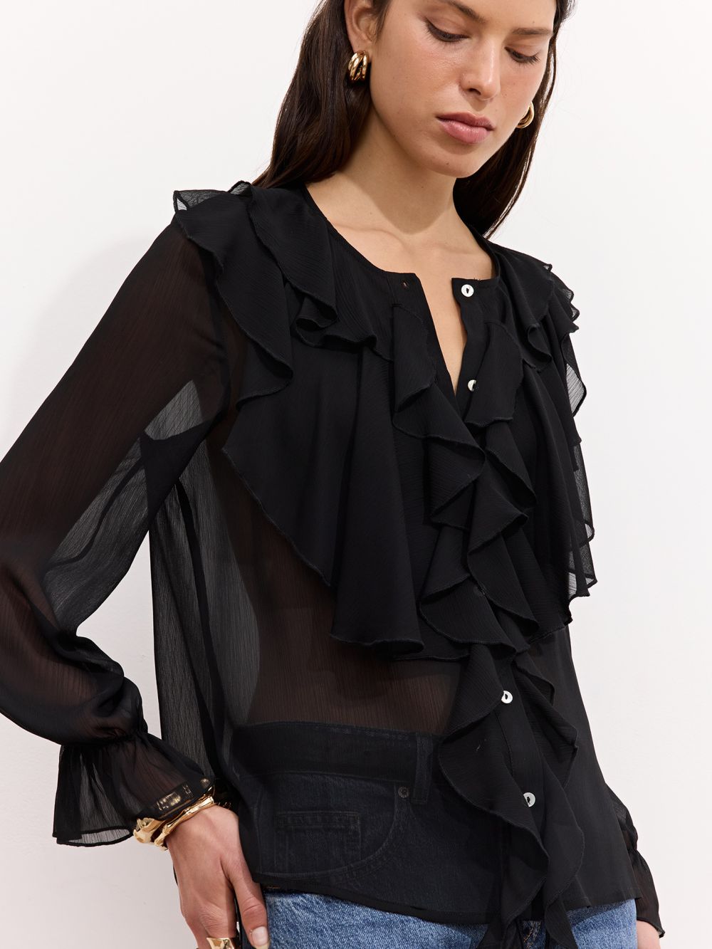 חולצת שיפון עם וולנים וקשירה