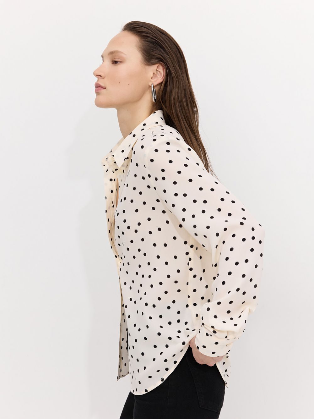 חולצה מכופתרת