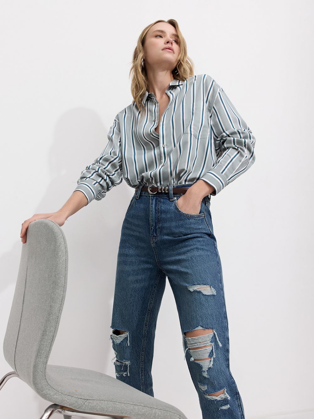 חולצה מכופתרת רכה במראה פופלין