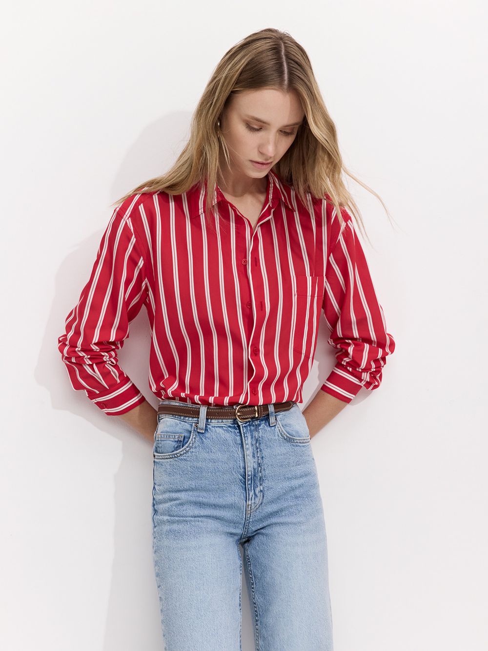 חולצה מכופתרת רכה במראה פופלין