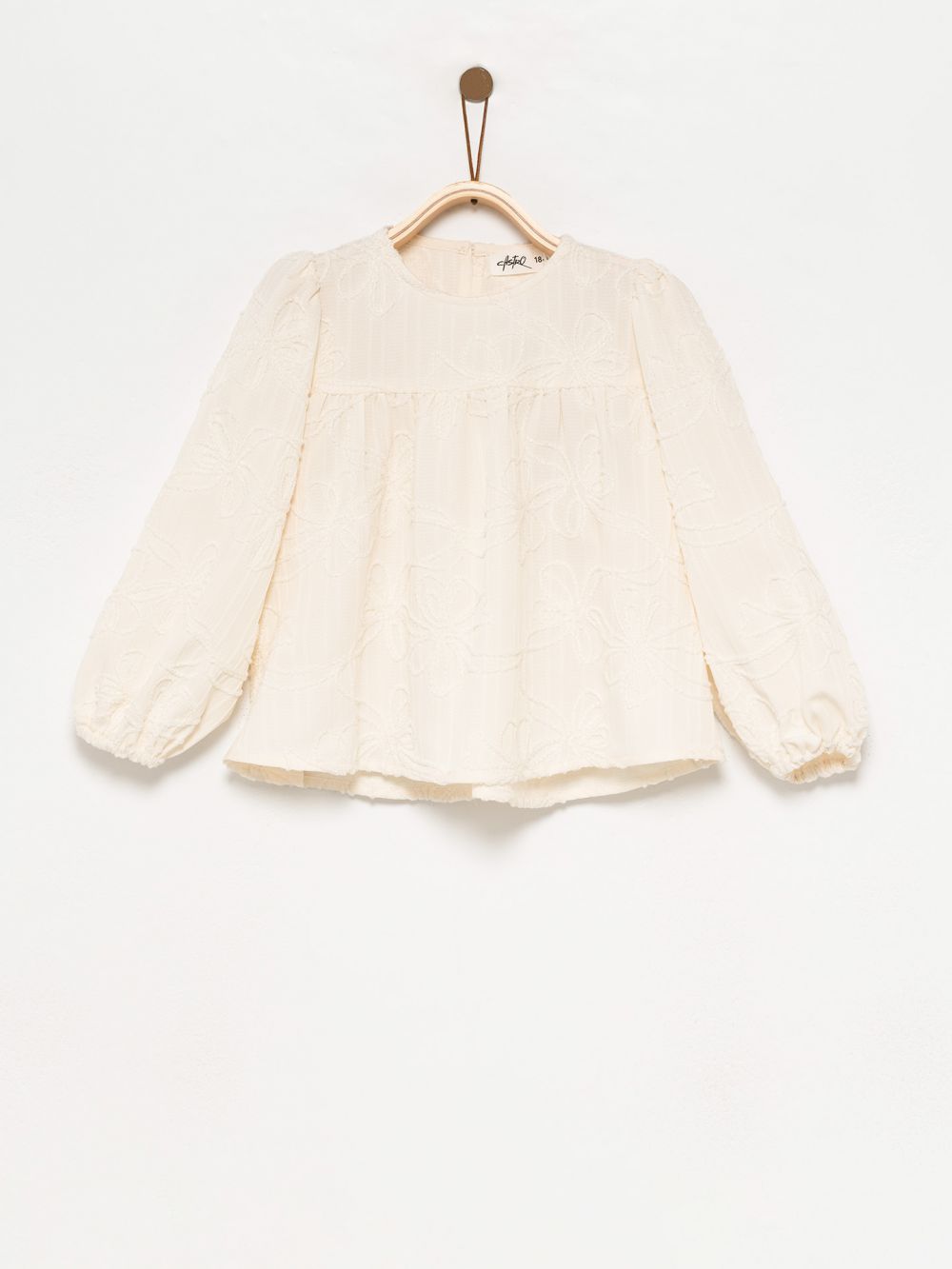 חולצה רקומה