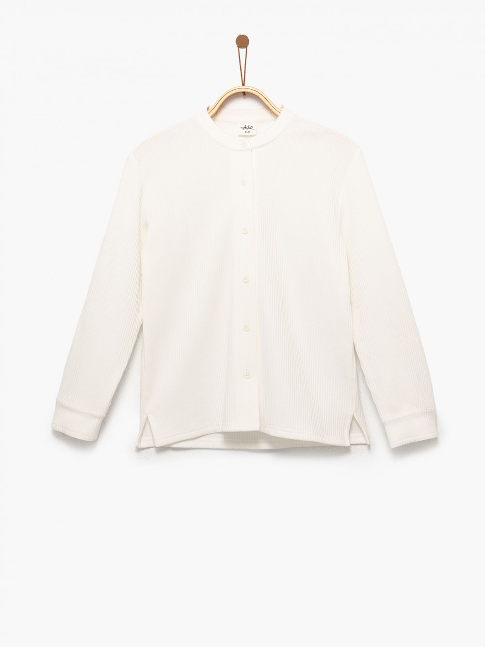 מכופתרת צווארון סיני