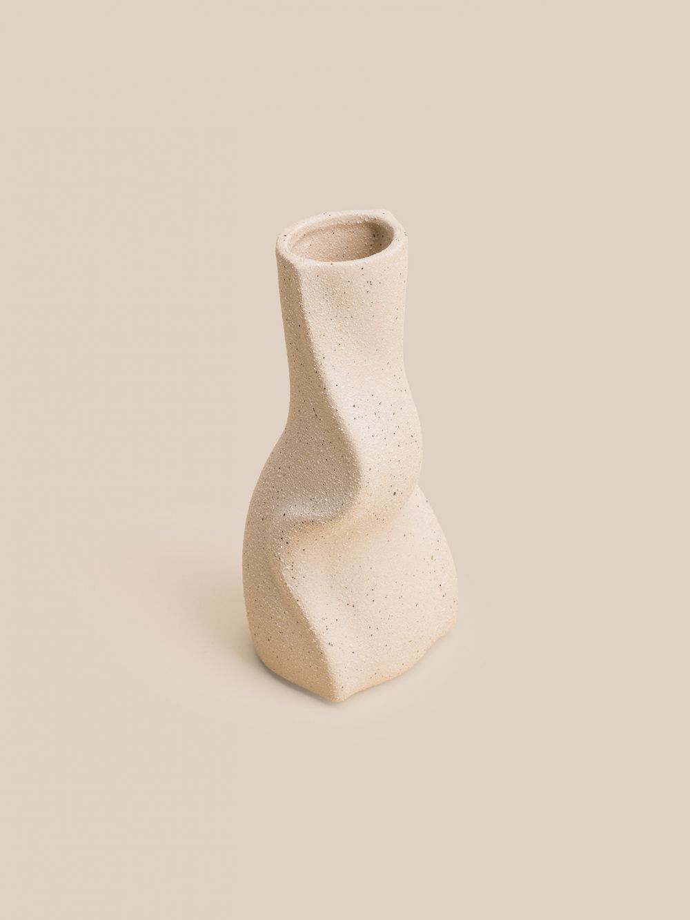 אגרטל מחימר טוויסט 23.5CM