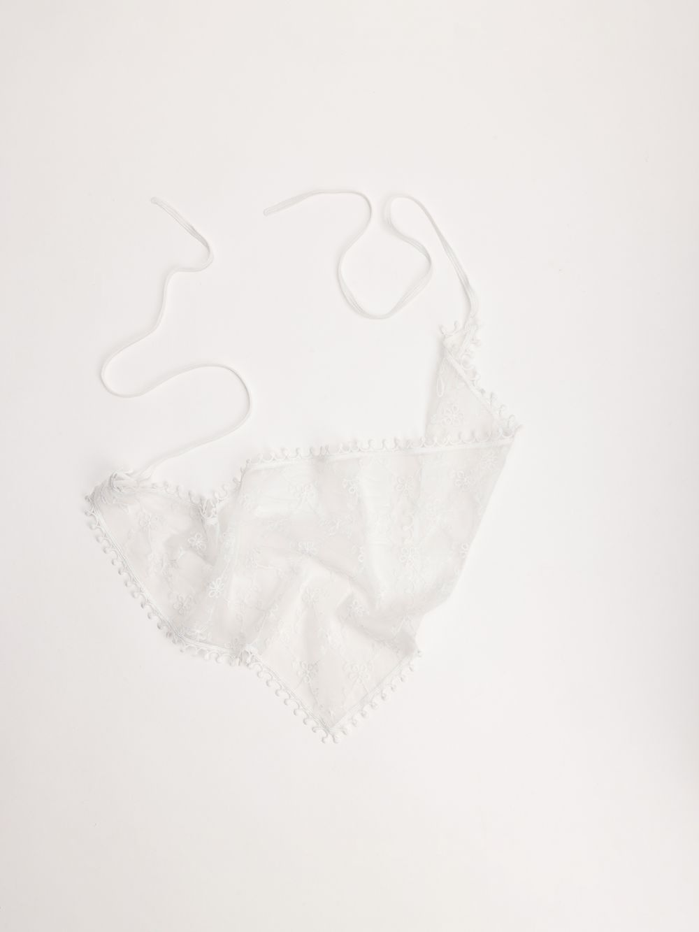 מטפחת משולשת רקומה