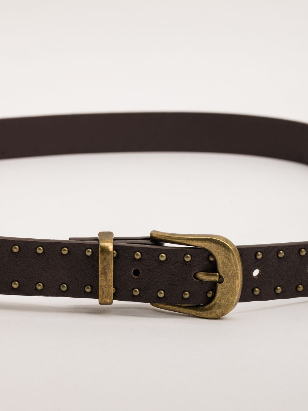 חגורה עם ניטים זהב