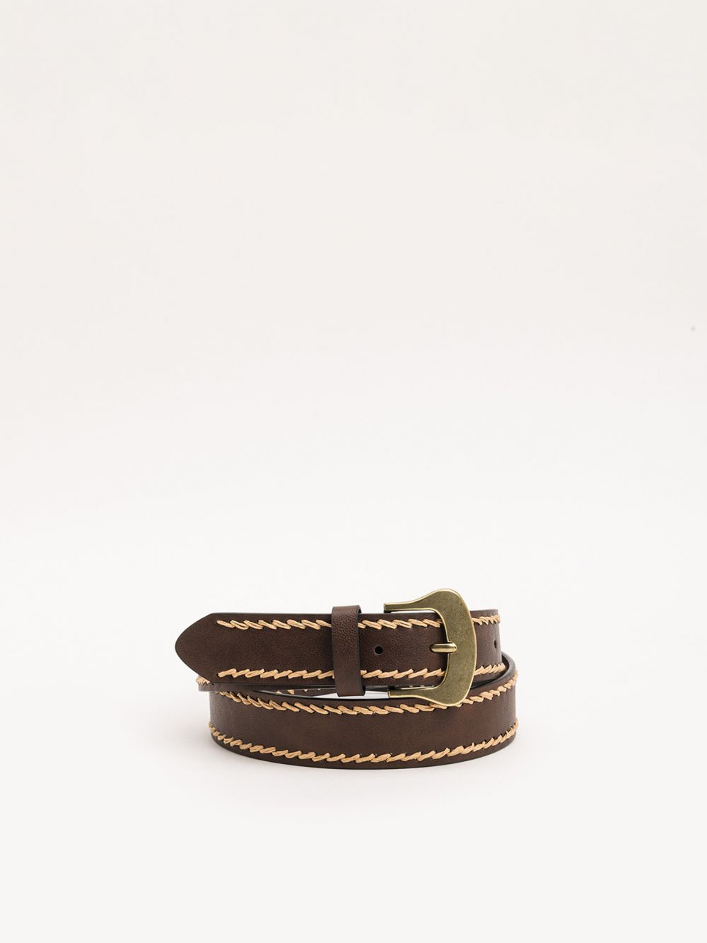 חגורה עם עיטורים