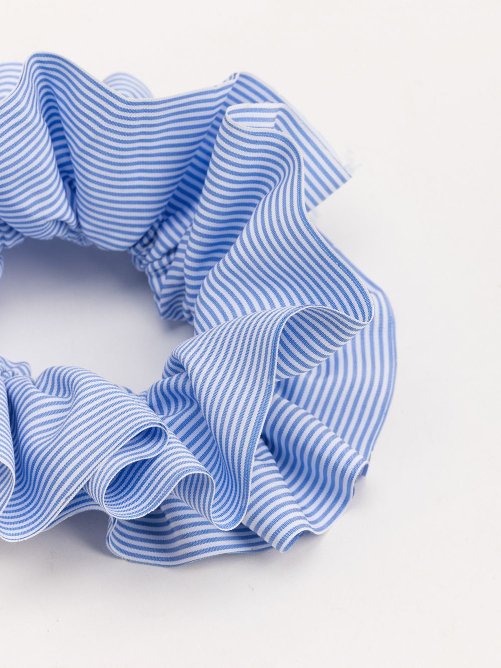 גומיית סקראנצ’י לשיער