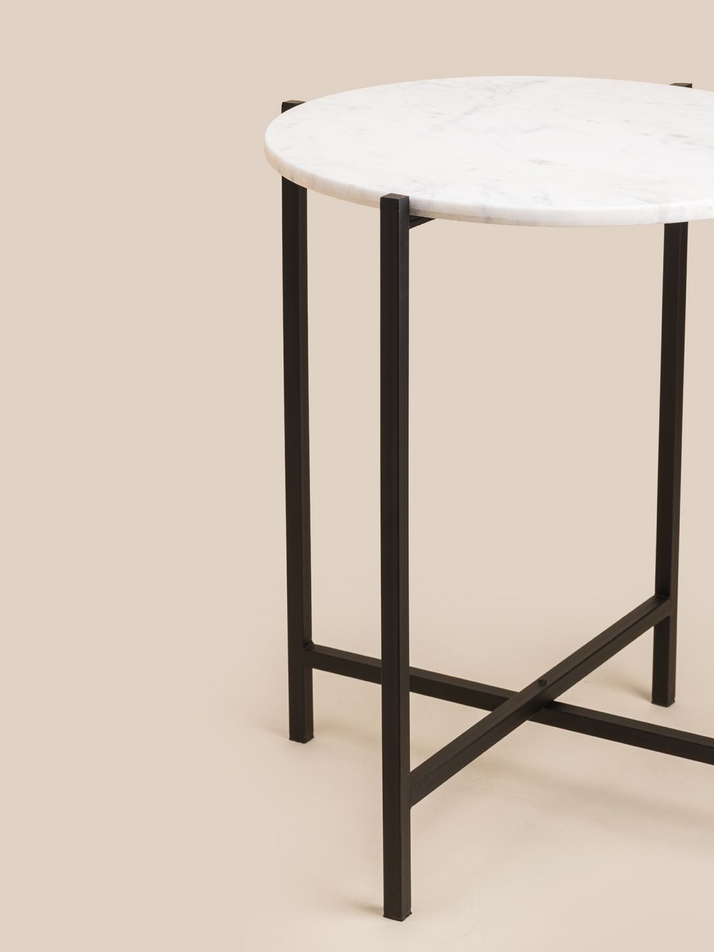 שולחן צד שיש עגול