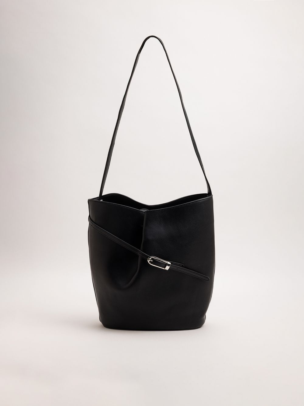 תיק צד עם חגורה