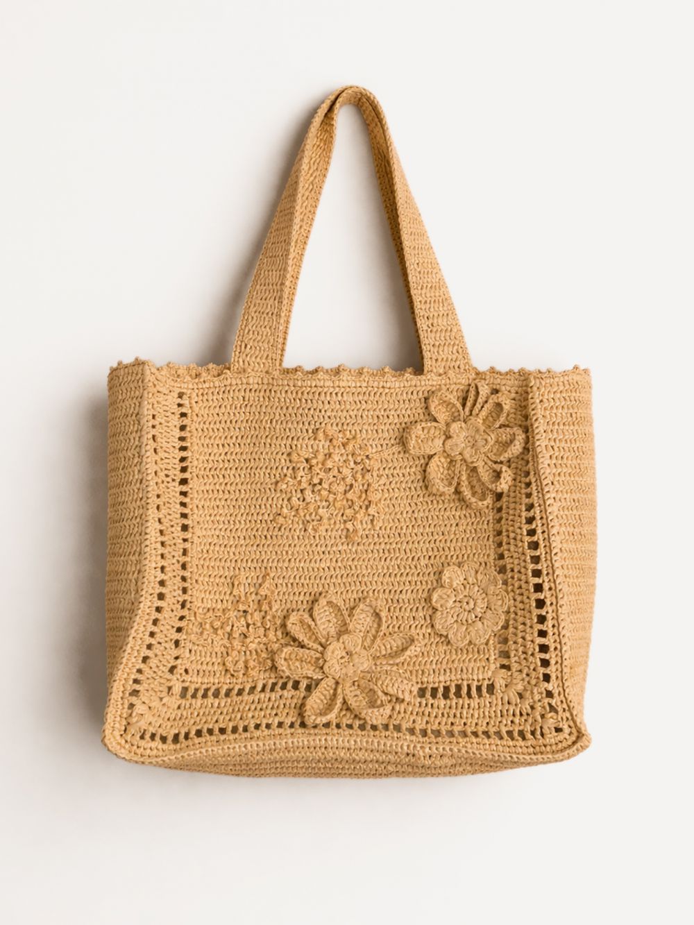 תיק קש בסריגת פרחים