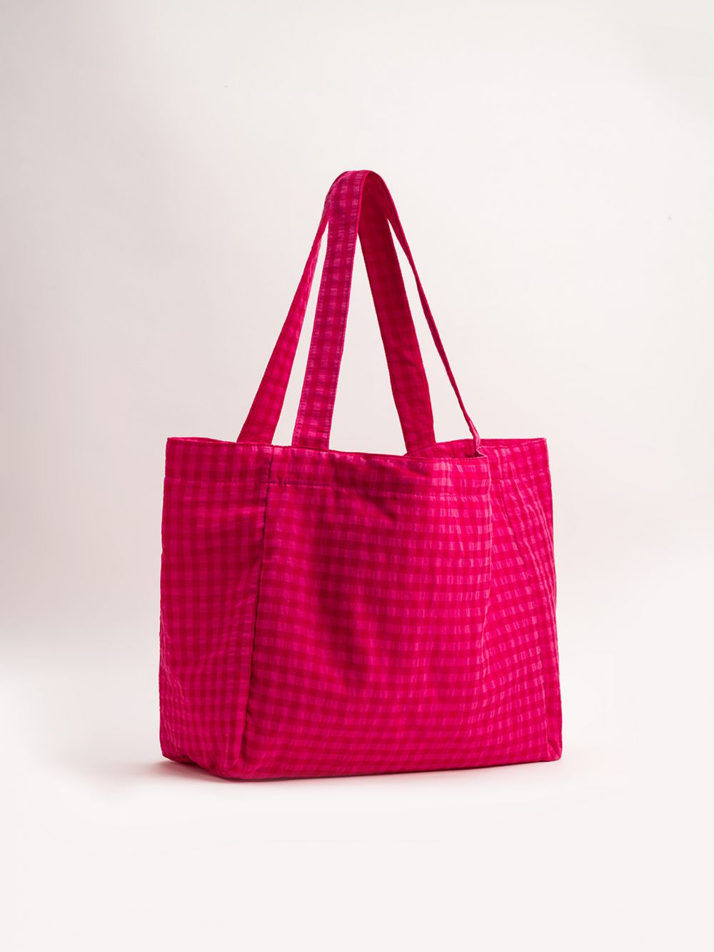 תיק נשיאה גדול בהדפס משבצות