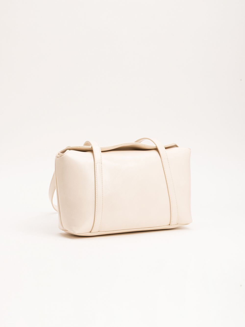 תיק שתי רצועות בגימור מבריק