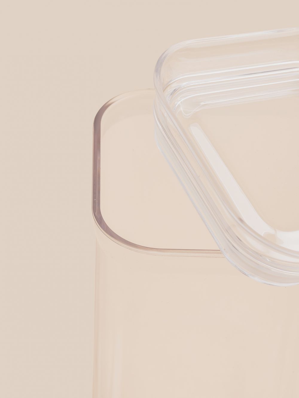 קופסת אחסון מרובעת 1.68 ליטר