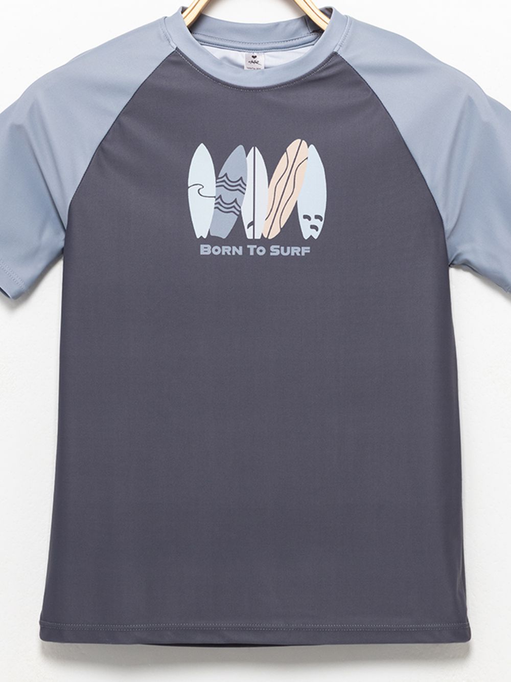 בגד ים גלשנים.