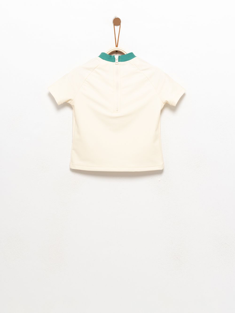 חולצת בגד ים