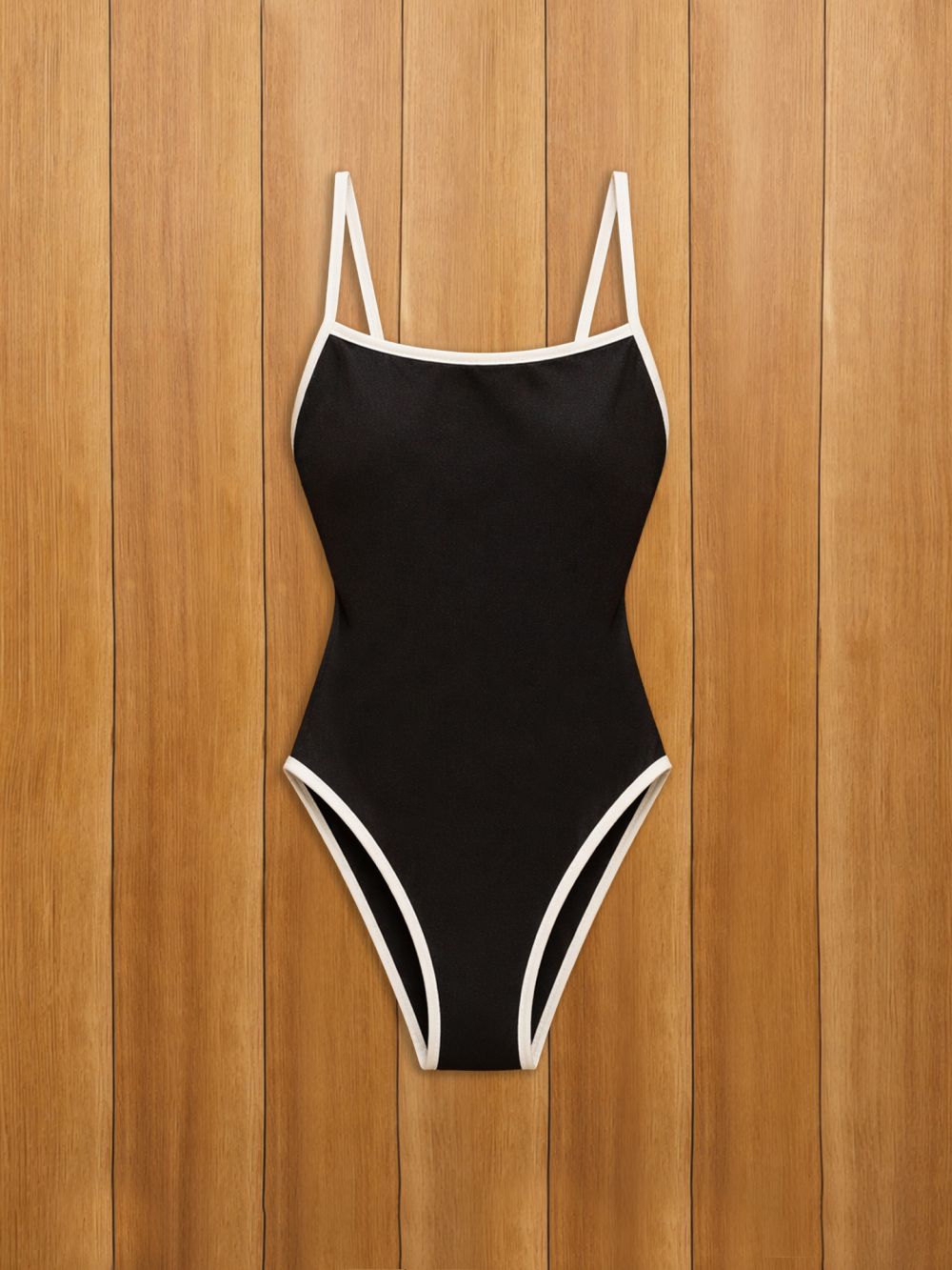 בגד ים שלם עם מחשוף ישר