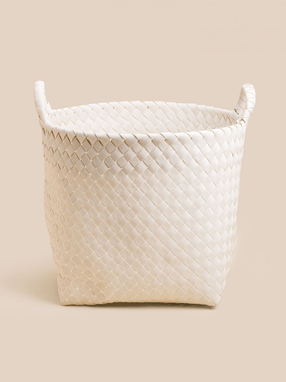 סל קלוע מפלסטיק