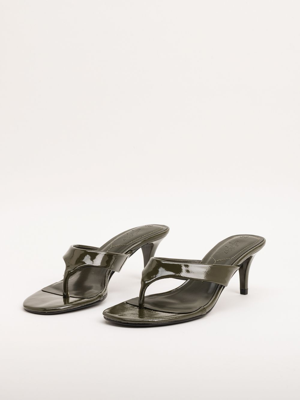 נעלי עקב קיטן פתוחות