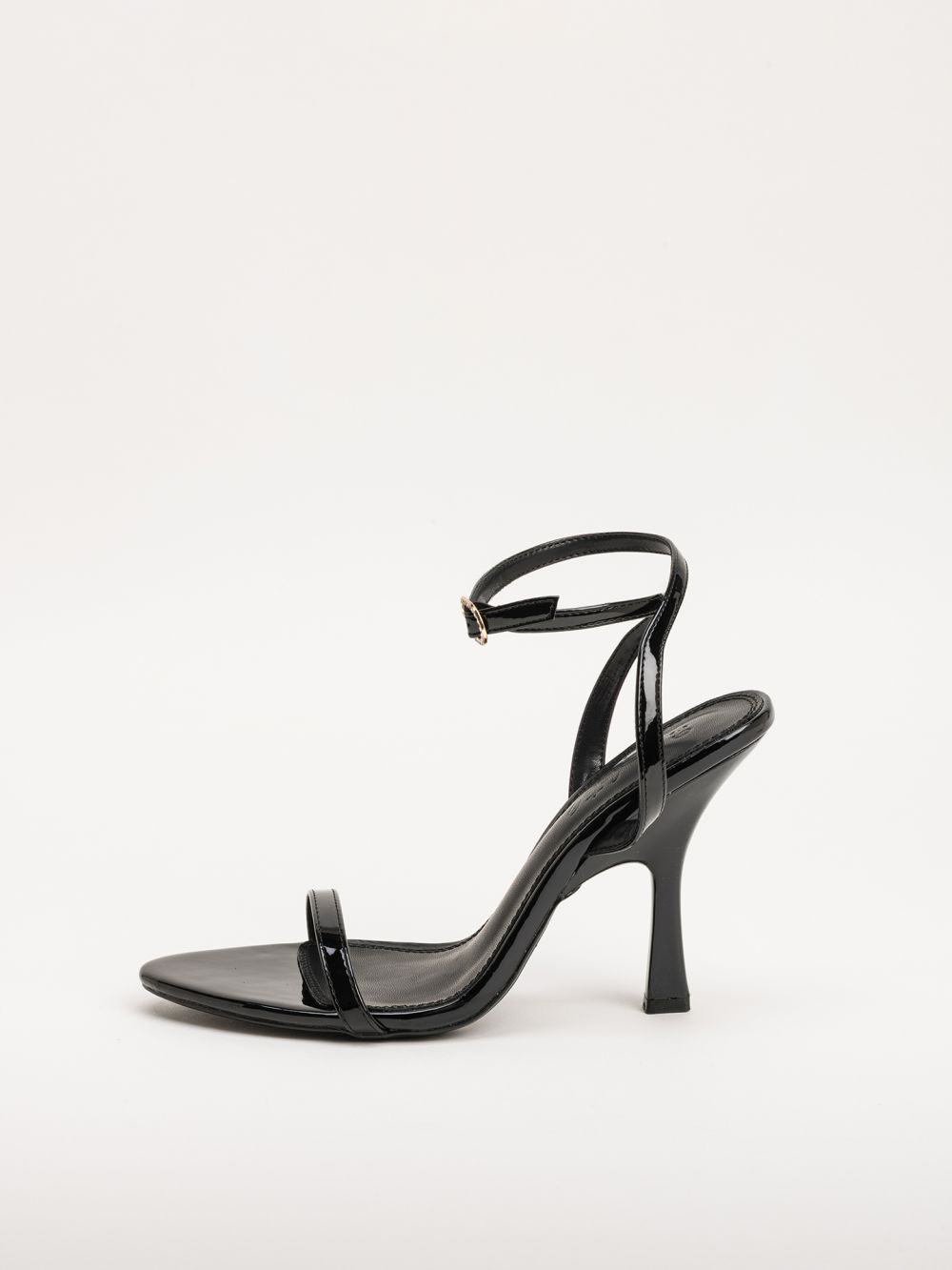 נעל עקב לערב