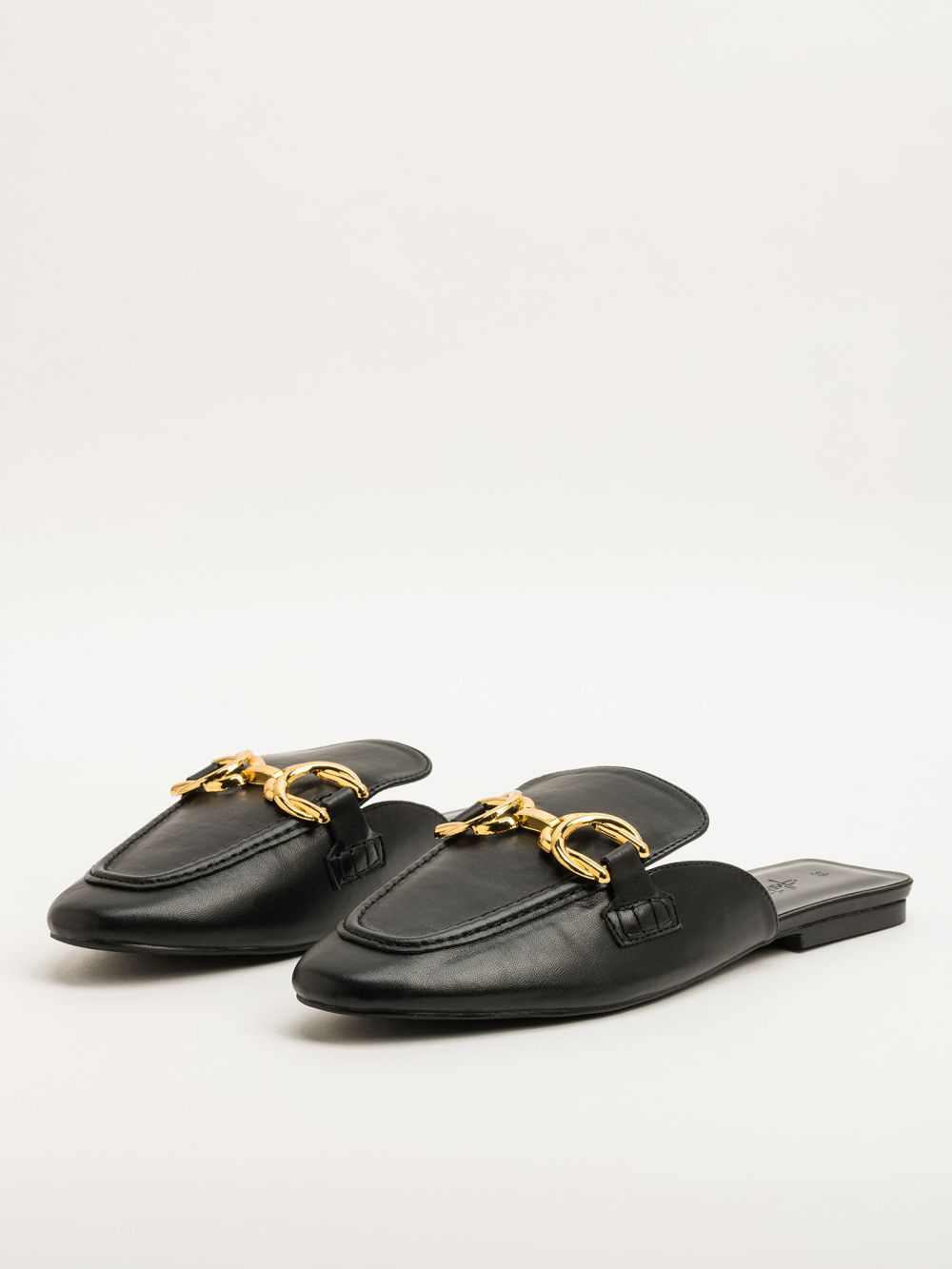 כפכפי מוקסין